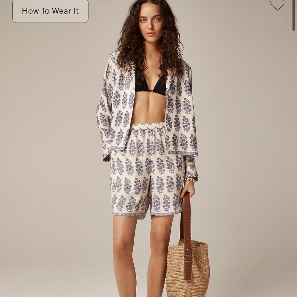 NWT Jcrew Stratus short in blooming lilac block print small